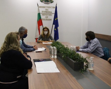 Нова платформа показва местата с опасност от лавини