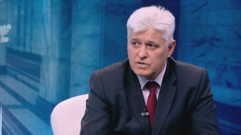 Президентът се самоизолира, главният му секретар с коронавирус