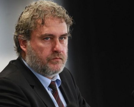 Боил Банов: Никой не ми влияе, застанах зад интелектуалците