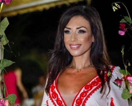 Пловдивчанка влиза в надпревара за короната Мисис България