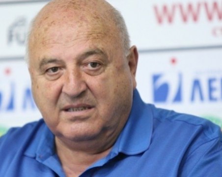 Венци Стефанов: Отлагаме мача с Ботев и конгреса
