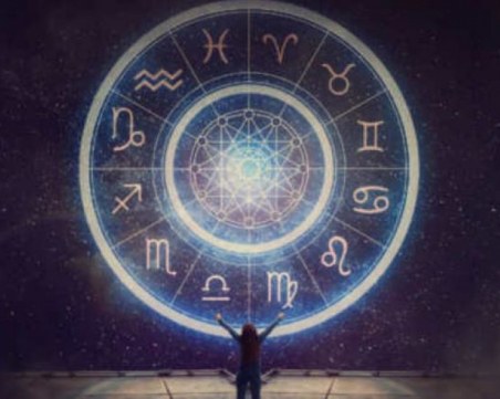 Мистичната Синя Луна носи неочаквани обрати на зодиите днес