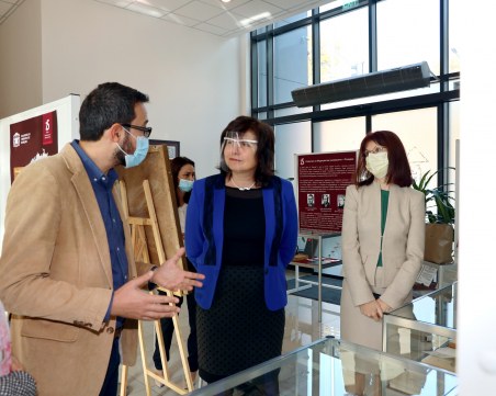 Уникална изложба откриха по повод 75 години МУ-Пловдив