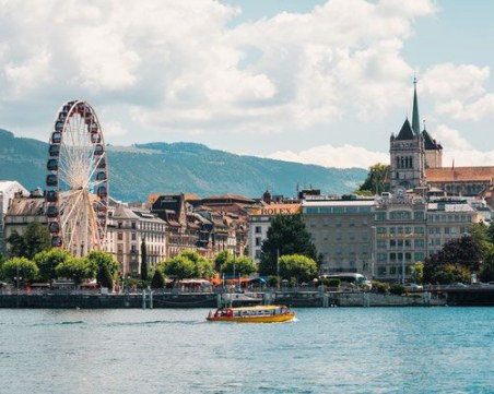 Нови мерки и в Женева - затварят ресторанти, барове и някои магазини