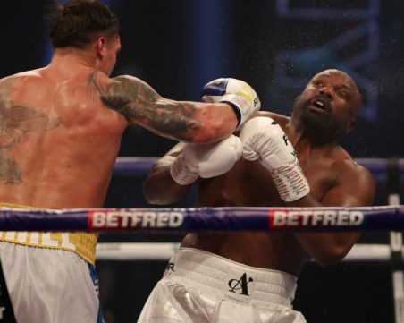 Усик победи Чисора