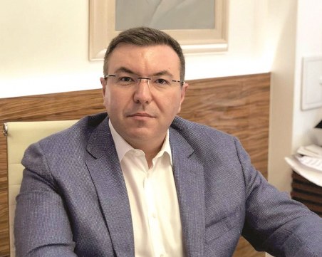 Ангелов: Проверяваме болници и лаборатории, ще бъде приложена цялата сила на закона