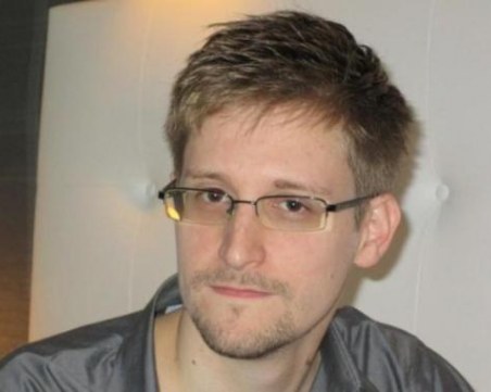 Едуард Сноудън поиска руско гражданство