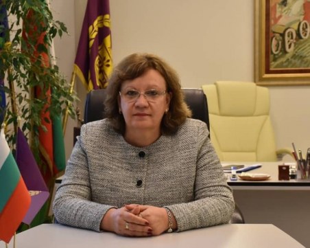 Кметът на Ловеч с положителен тест за COVID-19