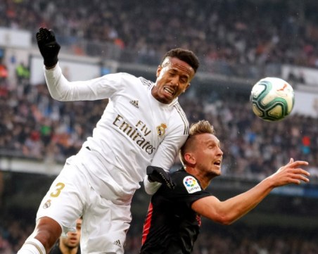 Случаи на COVID-19 в Реал Мадрид и Байерн Мюнхен