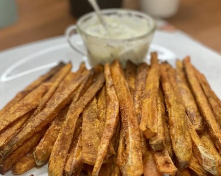 Как се правят пържени картофи на фурна?