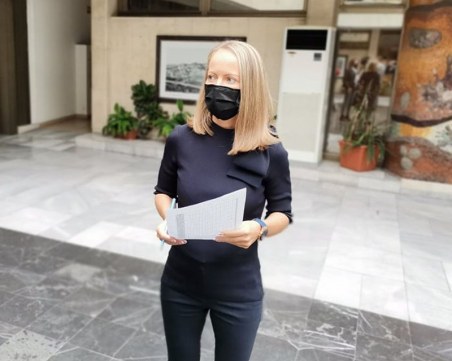 Каназирева: Ще намалим и работното време на ресторантите в Пловдив до 23.30 часа