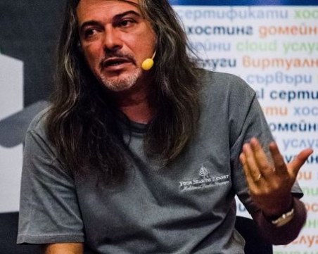 Маги Халваджиян: Лъжа е, че Кремена е бременна