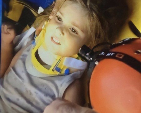 Още едно чудо в Измир! На 91 час след труса: извадиха 4-годишно дете под отломиките