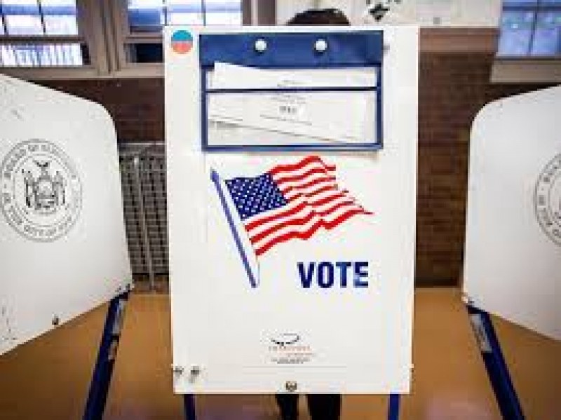 Хванаха гласуване на мъртви души на изборите в САЩ