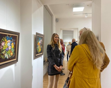 Петя Доненчева превърна Художествената галерия в оазис на спокойствието