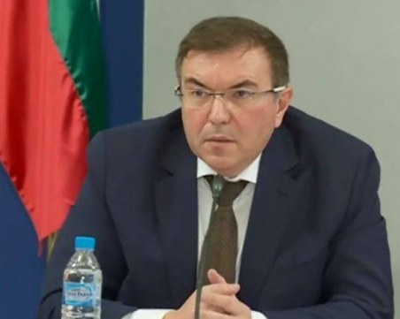 Министър Ангелов: Смъртността при млади хора се дължи на закъсняла лекарска помощ