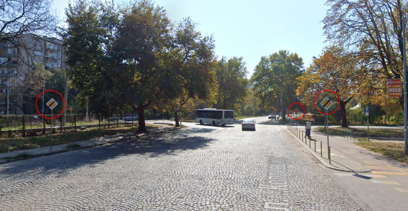 Трябва ли да бъдат променени знаците на кръстовище в  Пловдив?