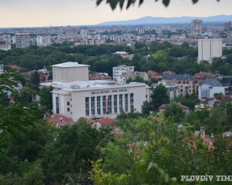 Ще затворят ли оперите и театрите у нас?