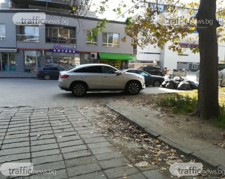 Поредно нагло паркиране на познато място в Пловдив