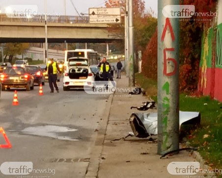 Тежка катастрофа с БМВ блокира Коматевския възел