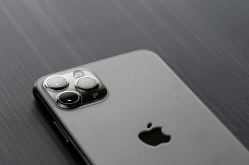 Моделите iPhone 13 Pro ще имат по-добри ултрашироки камери
