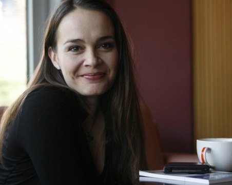 Искра Ангелова: Коронавирусът не отмина 20 дни, изкарах го леко