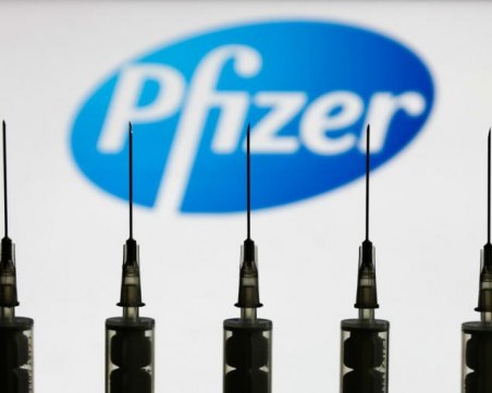 Произвеждат първите 50 млн. дози от 90% ефективната ваксина до края на годината