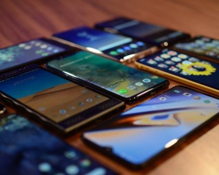 Битката на титаните: Кои са десетте най-продавани смартфона в момента?