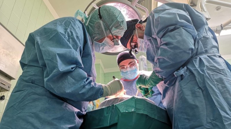 Ще спре ли лечението на пациенти с трансплантации заради коронавируса?
