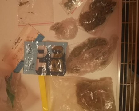 Акция в Кършияка! Спипаха наркодилър и негов клиент