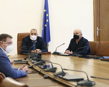 Борисов: Ако икономиката върви добре догодина, полицаите ще бъдат компенсирани допълнително