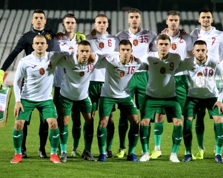 Младежите завършиха с класическа победа, но останаха извън европейското