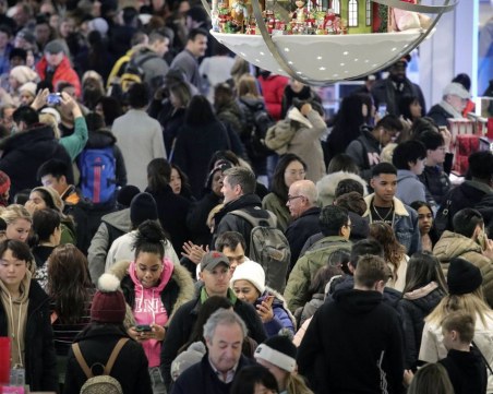 Черният петък - 12 убити, 117 ранени и много счупени вещи