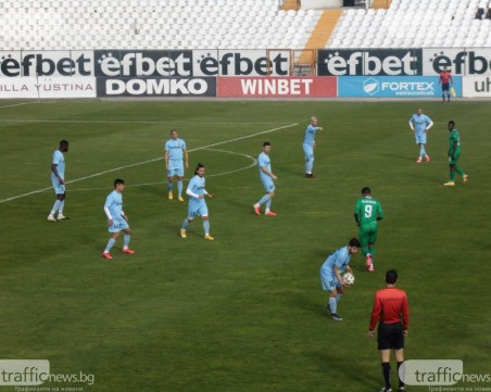 Локо срещу ЦСКА 1948 в дебюта на Тунчев