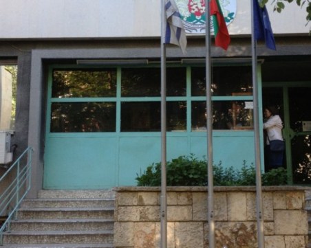 Млад полицай се самоуби в райнното във Варна