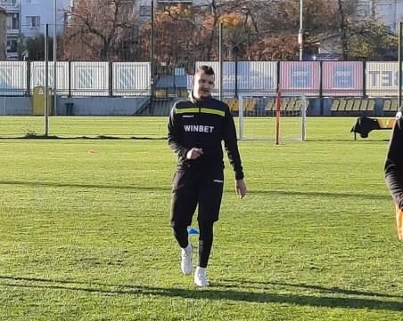 Неделев и Илиев подновиха тренировки, готови за дербито