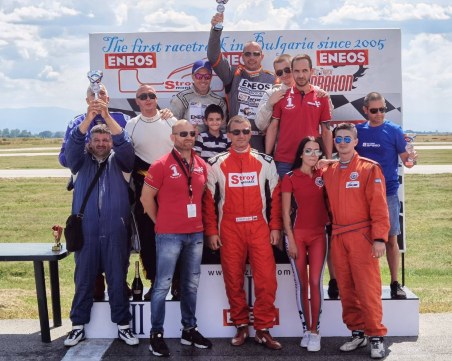 Пловдивският клуб КА-2 Рейсинг Тийм с три титли за сезон 2020