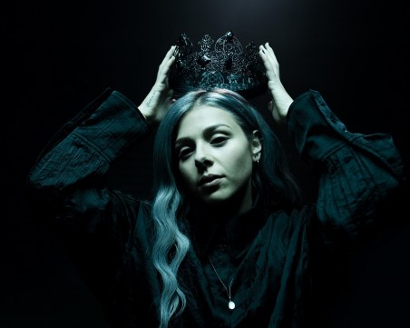 Виктория с ново парче, има шанс да представи България на Евровизия 2021