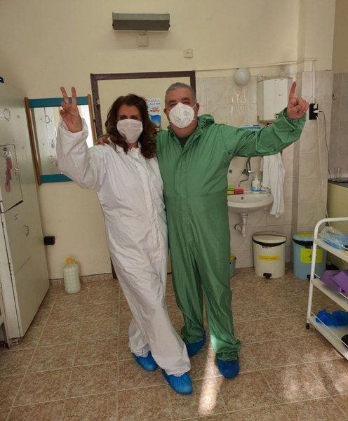 Адвокат и коминочистач станаха санитари в COVID отделение
