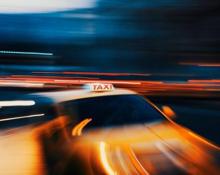 До 2030 г. всяко десето превозно средство ще е самоуправляемо