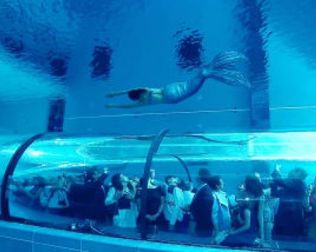 В Полша откриха официално най-дълбокия басейн в света