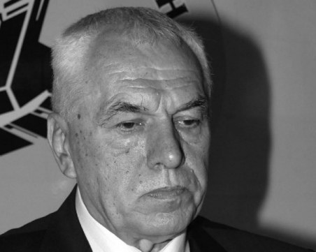 Напусна ни голяма личност в баскетбола – Симеон Варчев