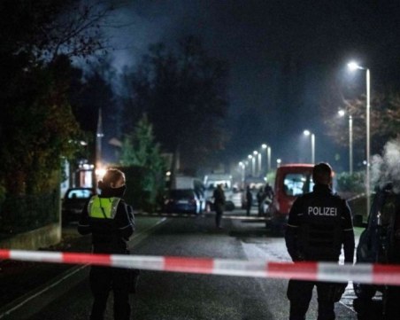 Полицаи убиха мъж, открил безразборна стрелба в Германия