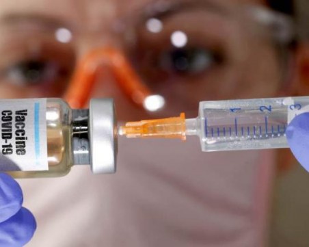 Кои са фаворитите в състезанието за ваксини срещу COVID-19?