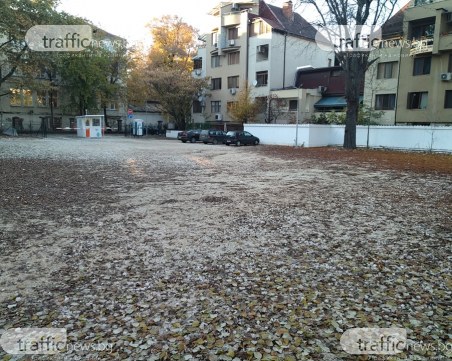 Новият паркинг в центъра на Пловдив пустее, пренаписват наредбата за цените за паркиране