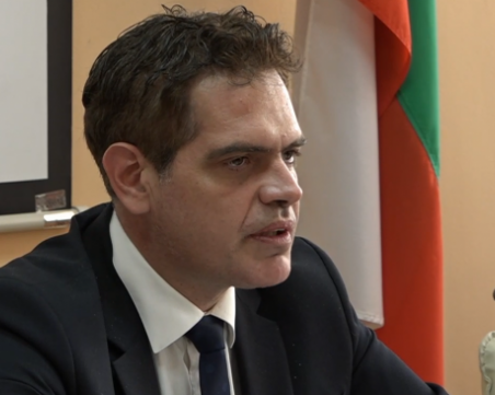 Отпускат 156 милиона лева помощи за затворения бизнес до 21 декември