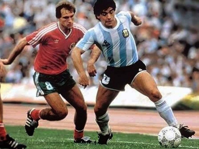 Легендите не умират! Великите Марадона и Аян Садъков на Световното по футбол през 86-та