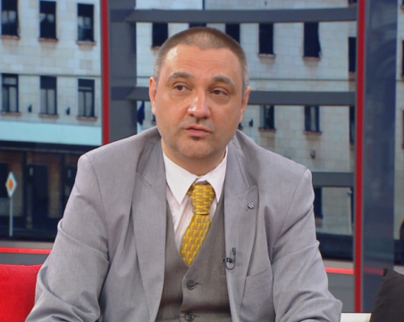 Чорбанов: Голяма част от населението вече се срещна с вируса, скоро ще отслабне