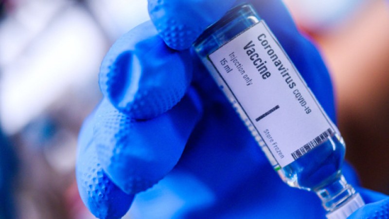 Великобритания с първа стъпка за пускането на ваксината AstraZeneca