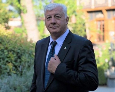 Зико от болницата: Операцията мина успешно, добре съм